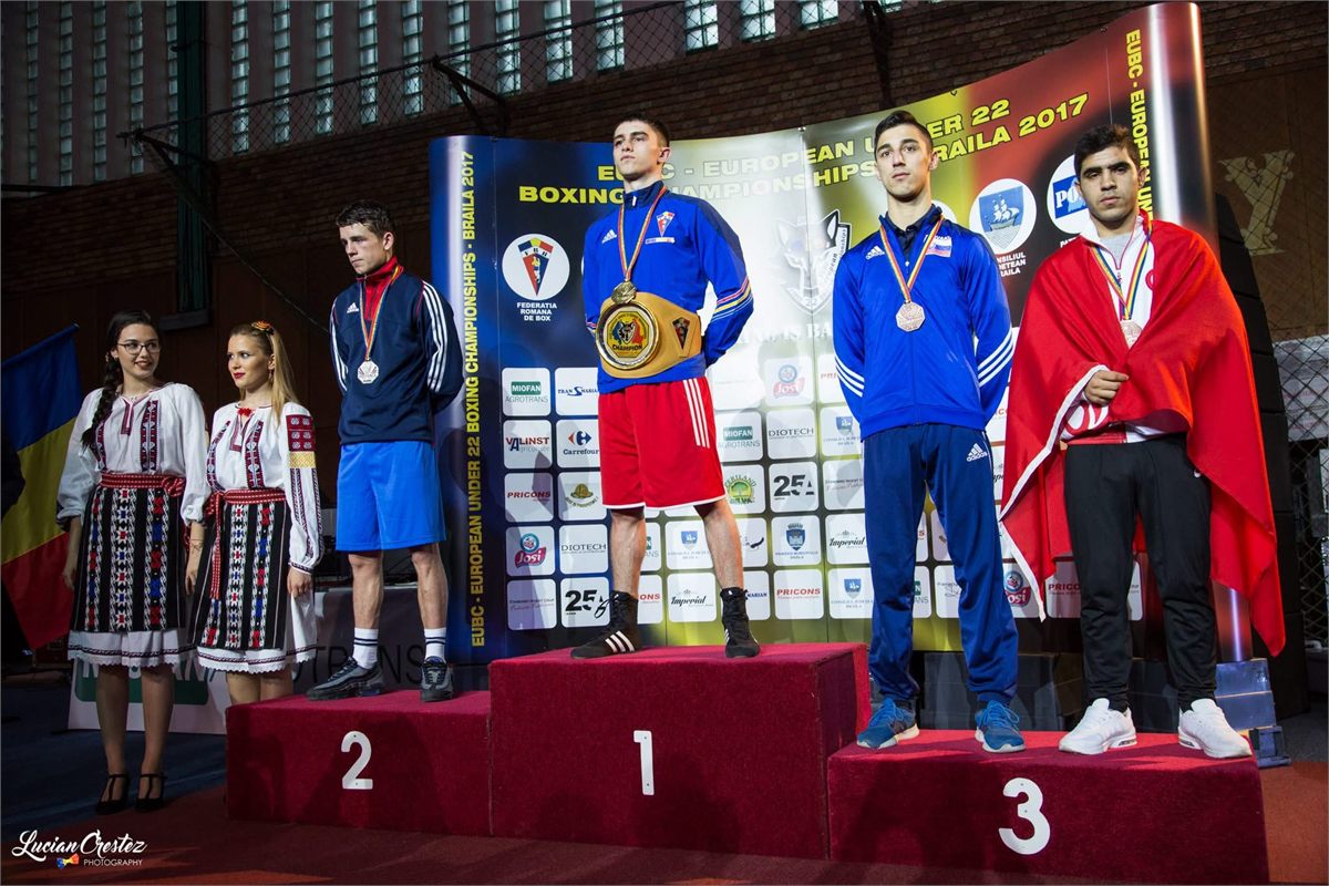 Robert Jitaru pe podium la Campionatul European U22 de box